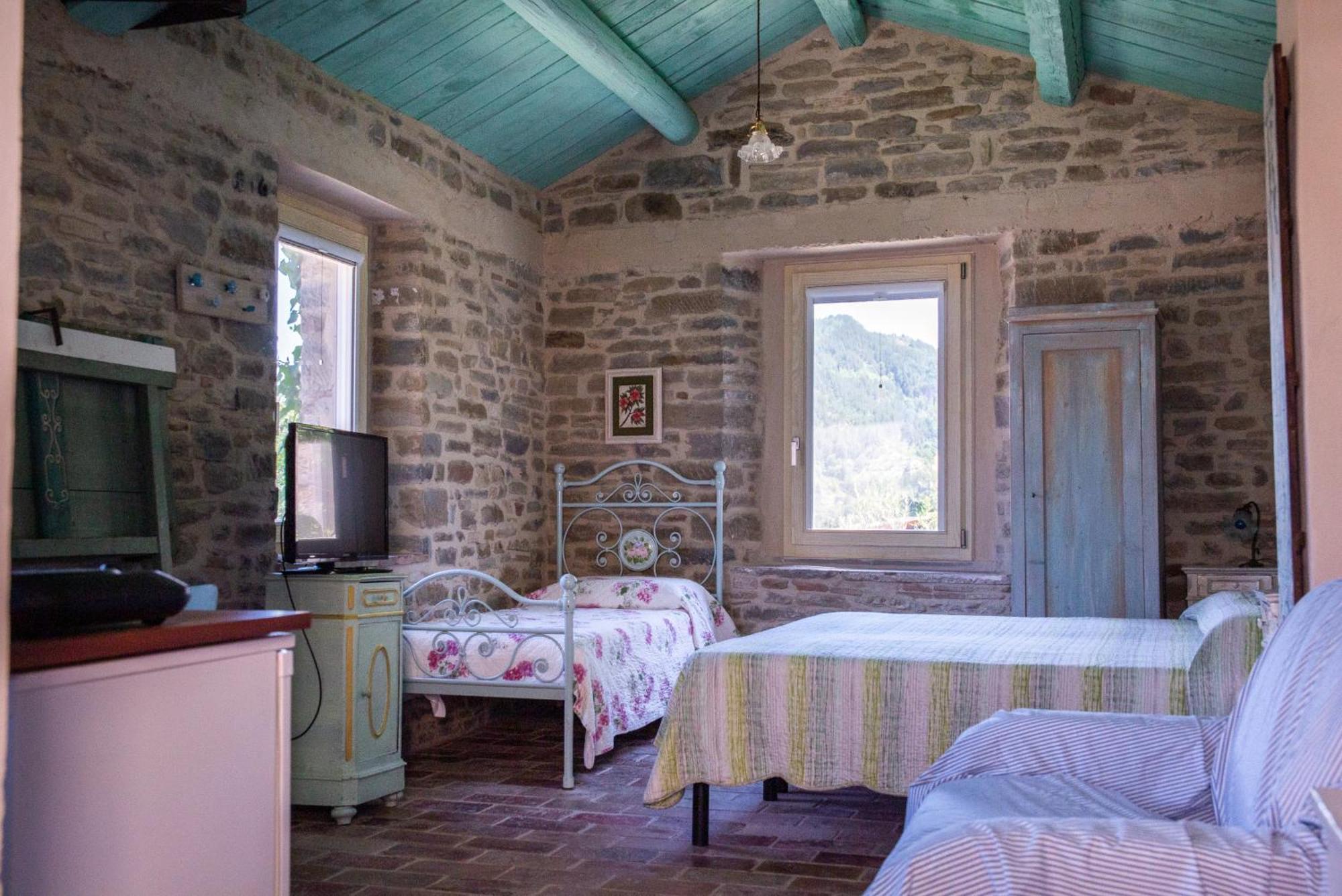 La Locanda Della Campanara サンタ・ソフィーア エクステリア 写真