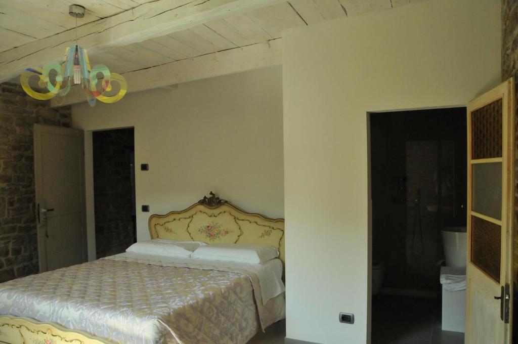 La Locanda Della Campanara サンタ・ソフィーア 部屋 写真