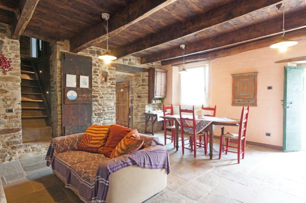 La Locanda Della Campanara サンタ・ソフィーア エクステリア 写真